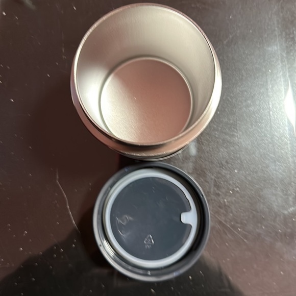 Trudeau Insulated Container - Picture 5 of 8